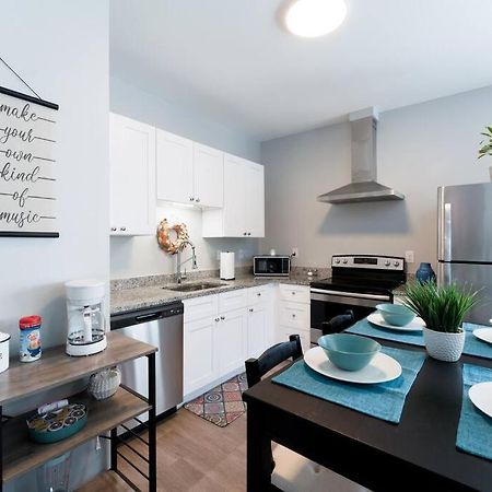 Lyric Place Сан-Антонио Экстерьер фото